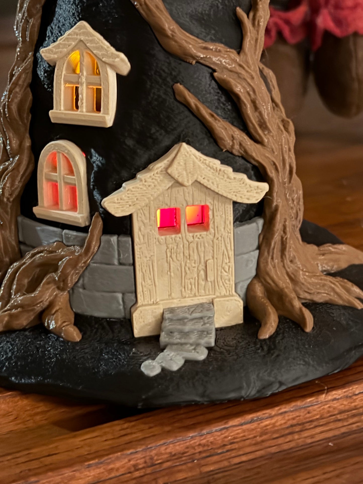 Witchstead - Table Lamp