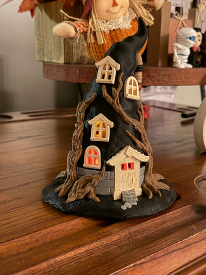 Witchstead - Table Lamp